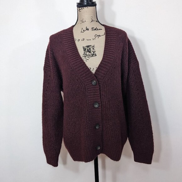 NWT Old Navy Women Chunky Button Burgundy Red Cardigan Sweater V Neck Size L - Picture 2 of 10